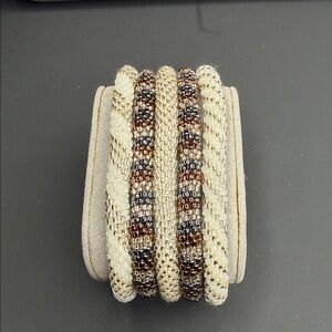Sashka Co. Set of 5 Elegant Beaded Bracelet in Cream and Brown